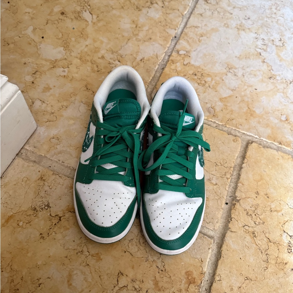 Nike Green and White Low-Top Sneakers